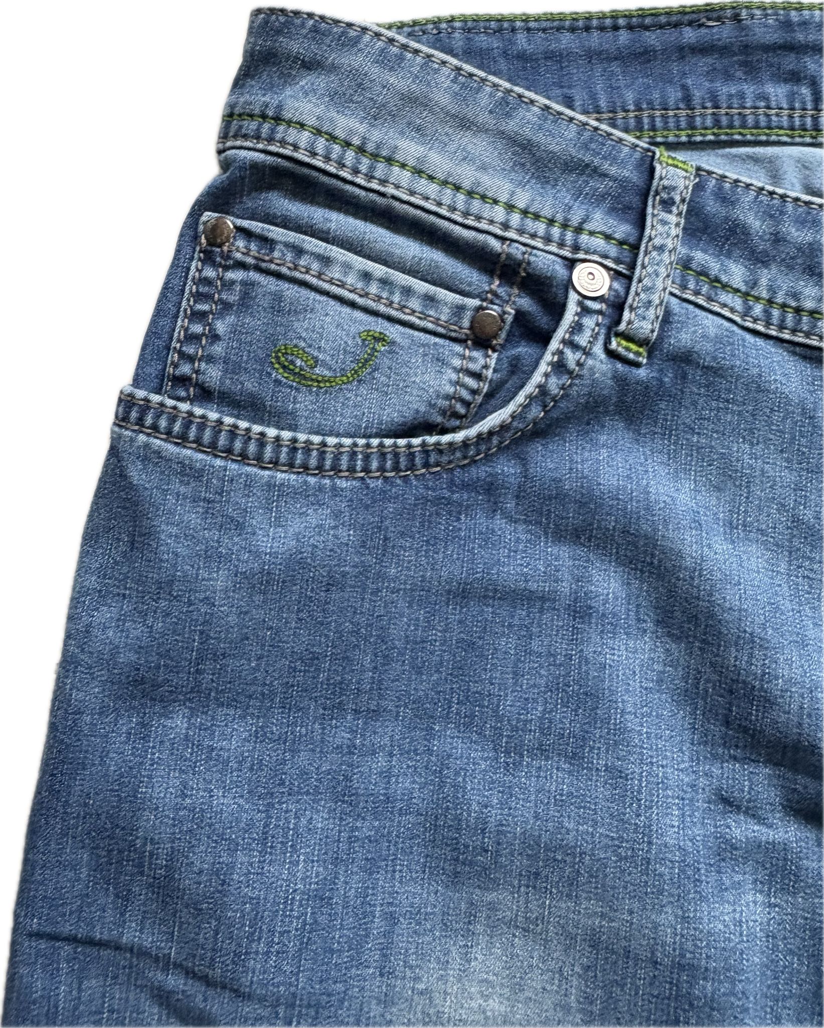 Jacob Cohën “688” – Light Blue Wash (Size 34)