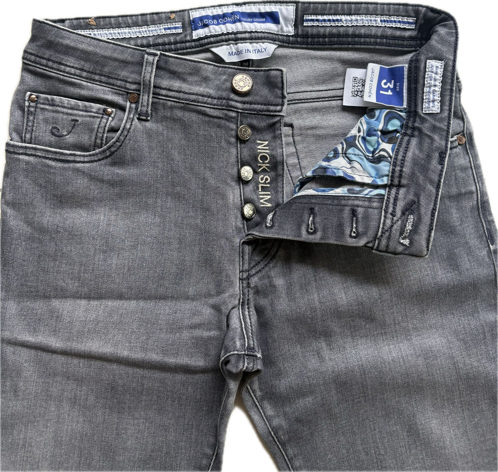 Jacob Cohën “Nick Slim” – Grey Wash (Size 31)
