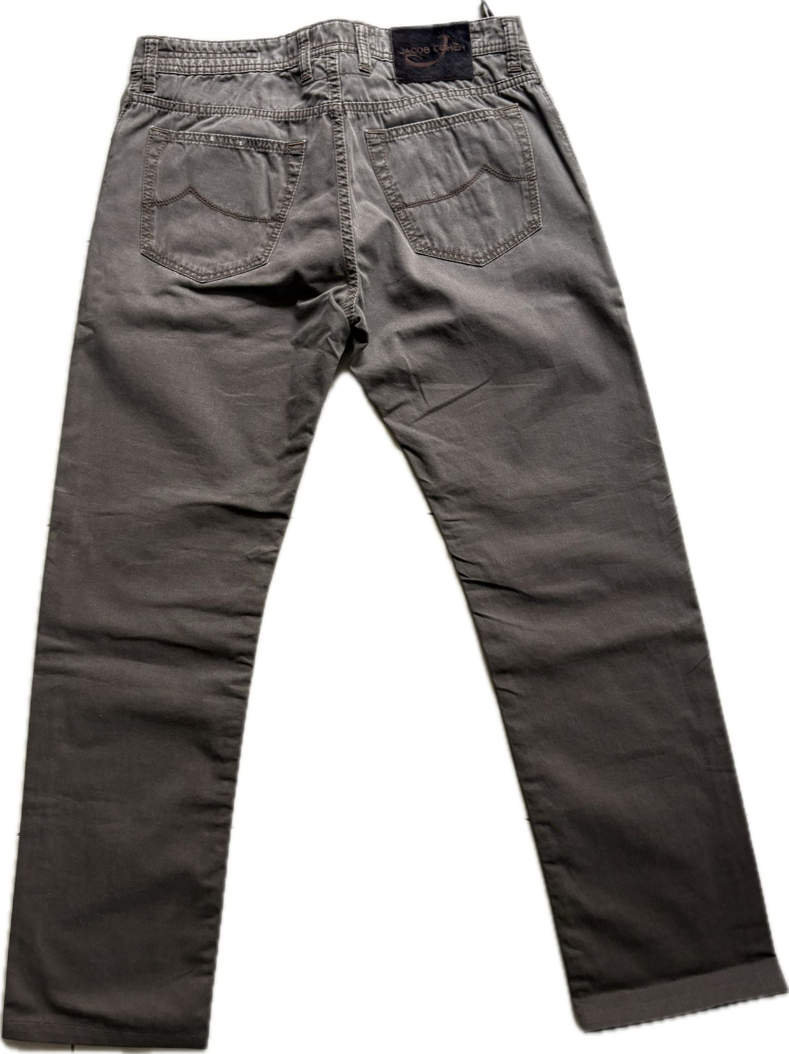 Jacob Cohën “Type 688” – Warm Grey (Size 33)