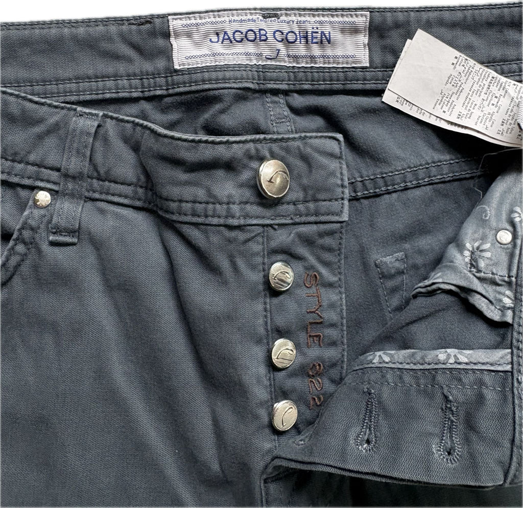 Jacob Cohën “Style 822 ” – Steel Grey (Size 32)
