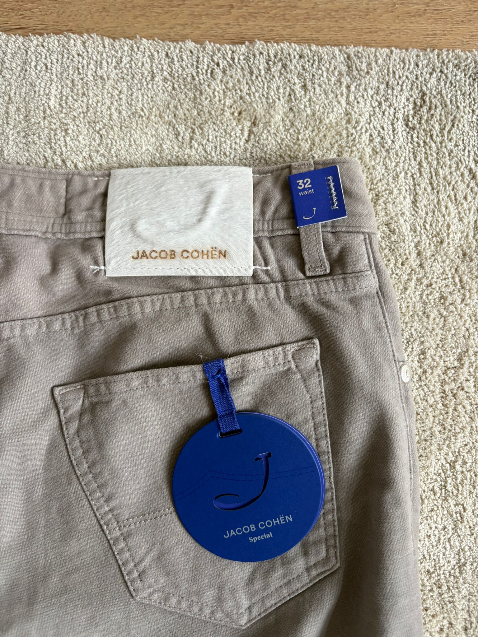 Jacob Cohën “622” – Size 32 – Brand New