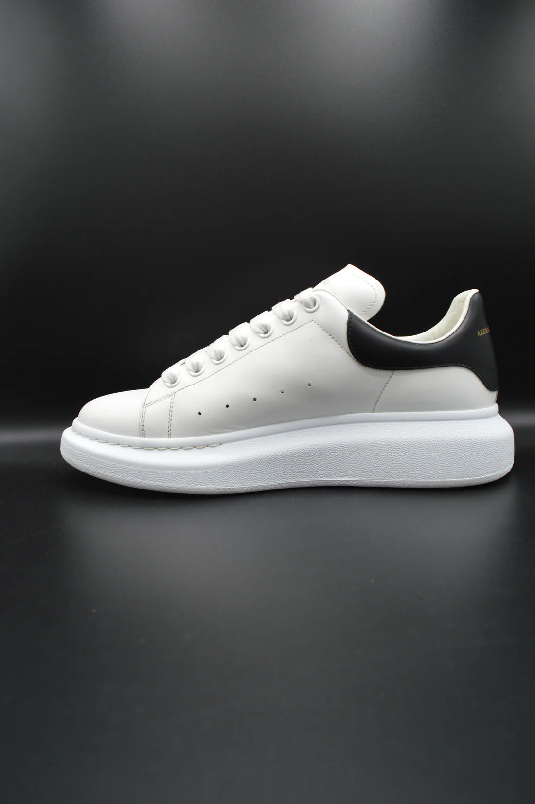 Alexander Mcqueen oversize blanc/noir