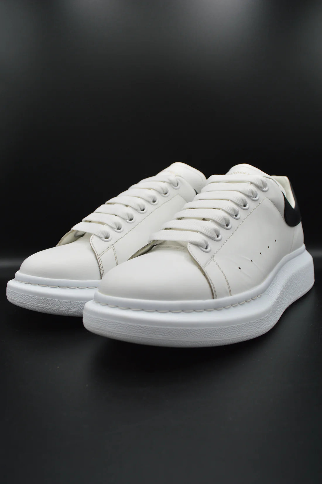 Alexander Mcqueen oversize blanc/noir