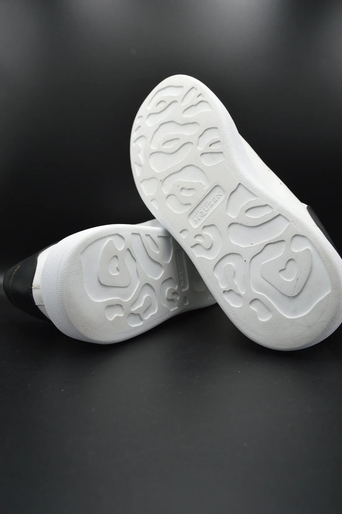 Alexander Mcqueen oversize blanc/noir