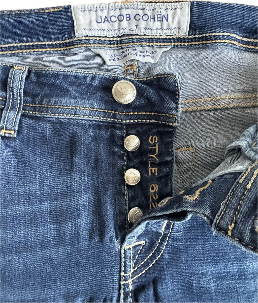 Jacob Cohën Stave 622 – Blue Denim Jeans (Size 30)