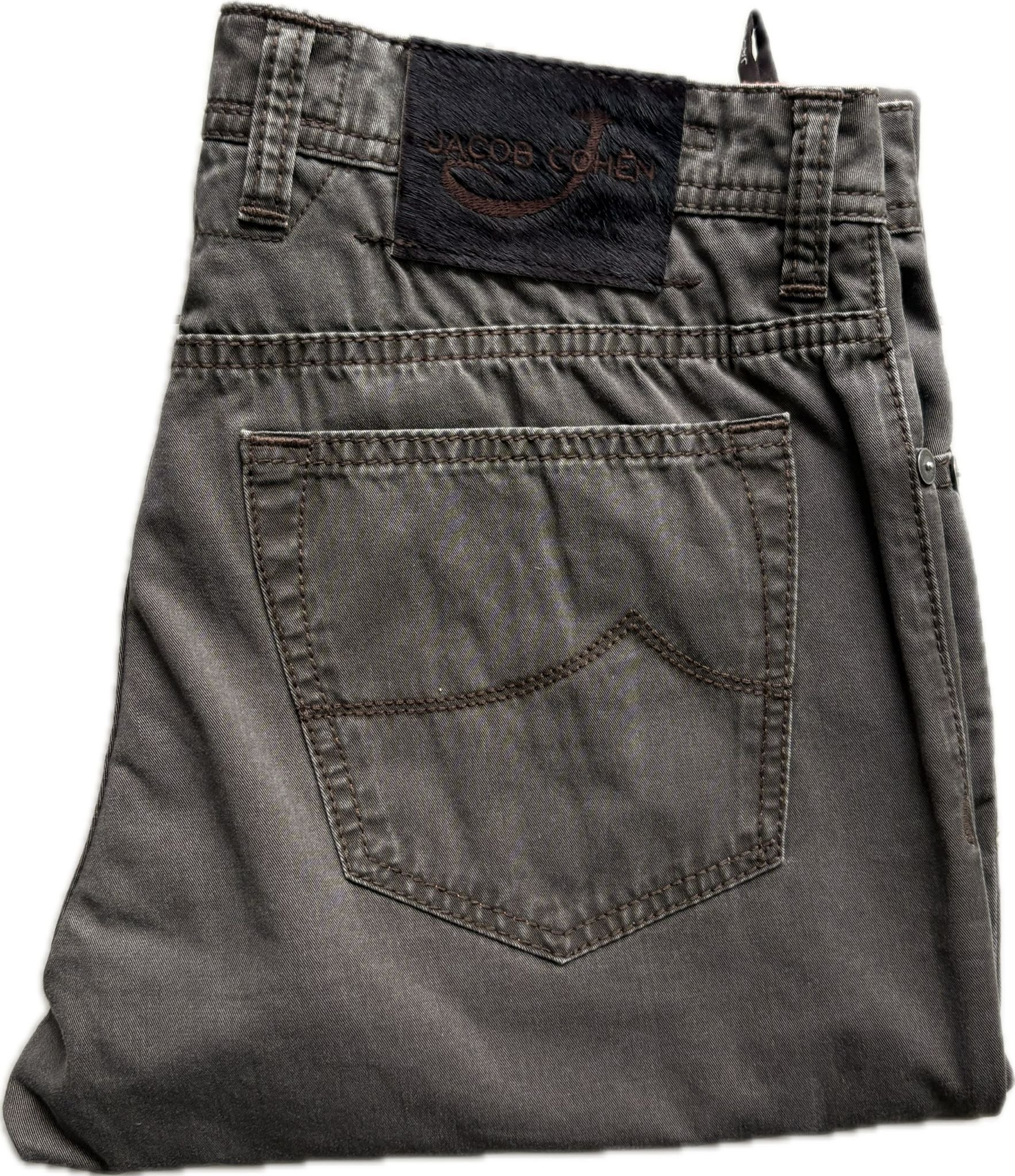 Jacob Cohën “Type 688” – Warm Grey (Size 33)