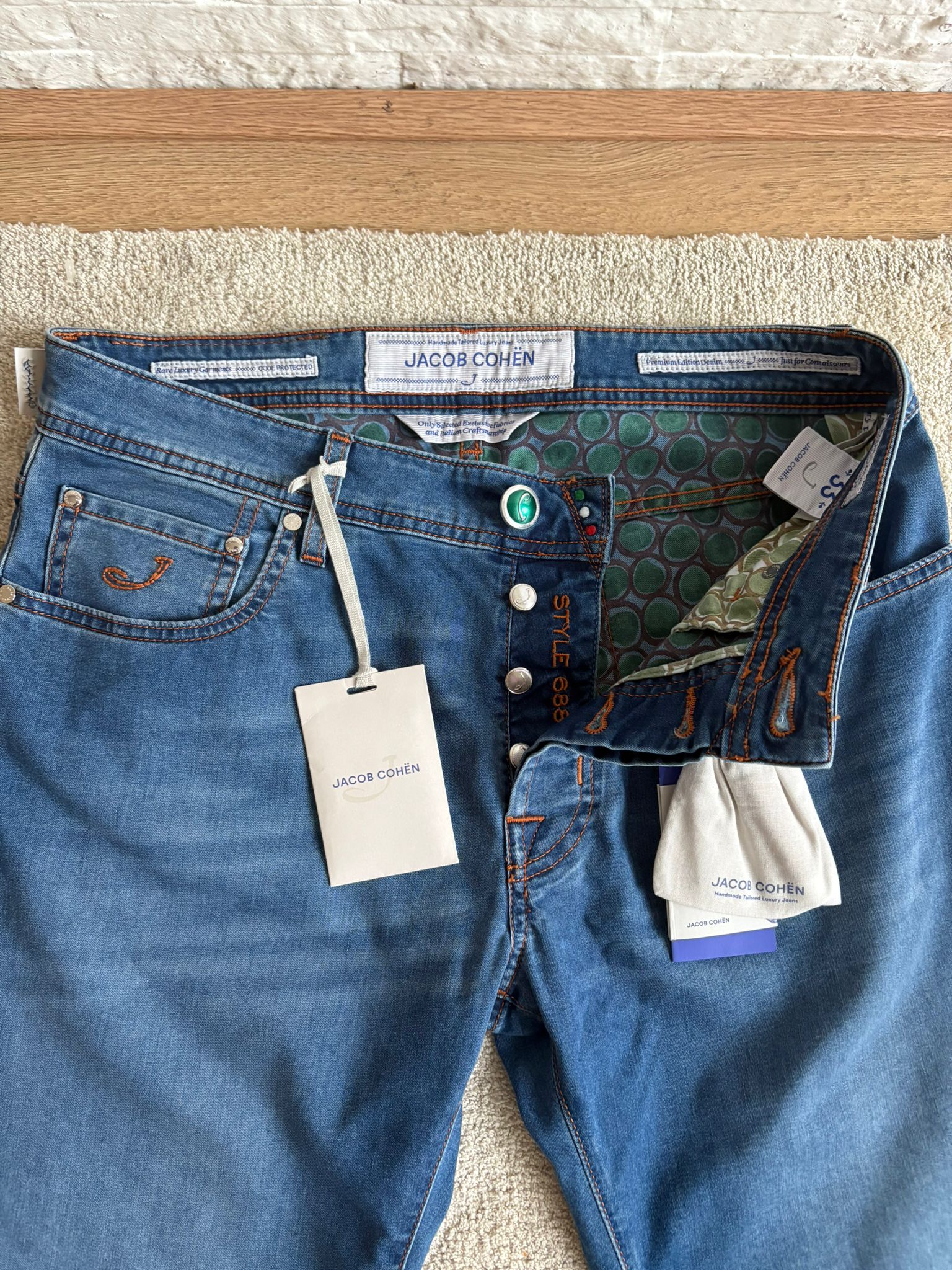 Jacob Cohën “688” – Size 33 – Brand New